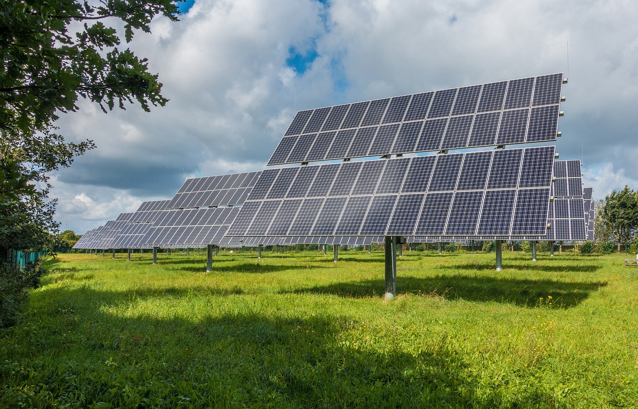 découvrez les opportunités d'investissements dans les énergies renouvelables, un secteur en pleine expansion qui allie préservation de l'environnement et rentabilité. informez-vous sur les nouvelles tendances, les technologies émergentes et les stratégies d'investissement durables pour un avenir plus vert.