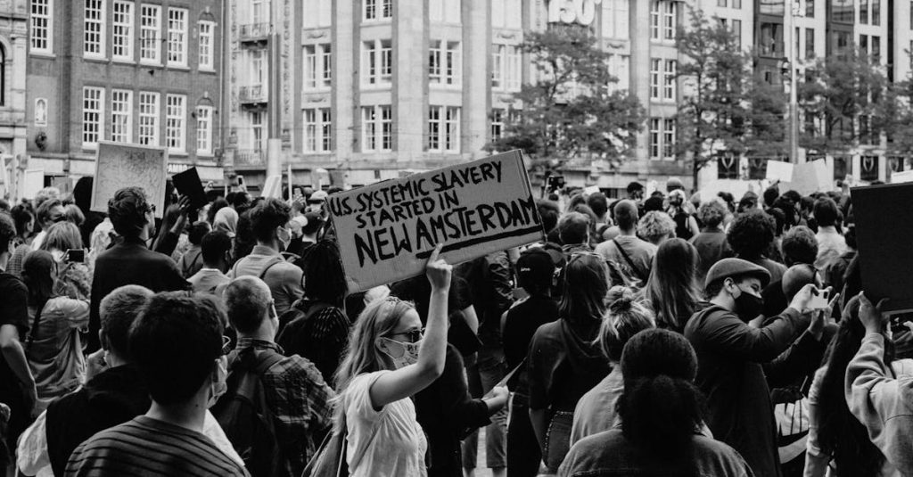 découvrez comment le changement systémique transforme les organisations et la société, en abordant les liens complexes entre les systèmes et en favorisant une approche holistique pour des solutions durables et impactantes.